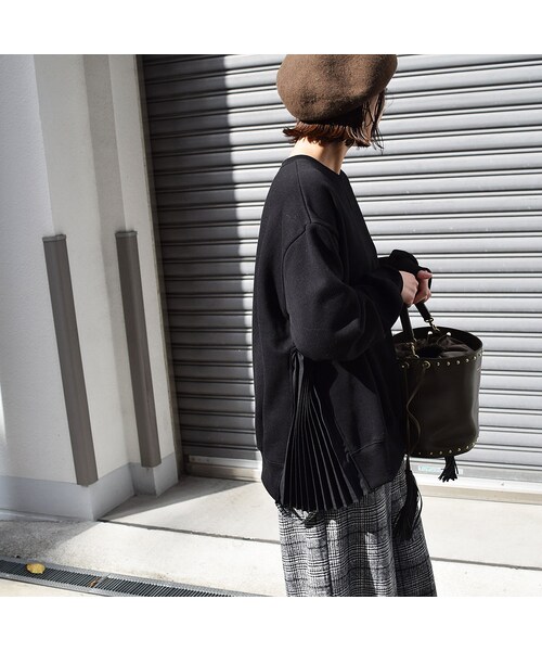 no brand（ノーブランド）の「サイドプリーツBIGスウェット（スウェット・レディース・その他）」の8枚目の写真