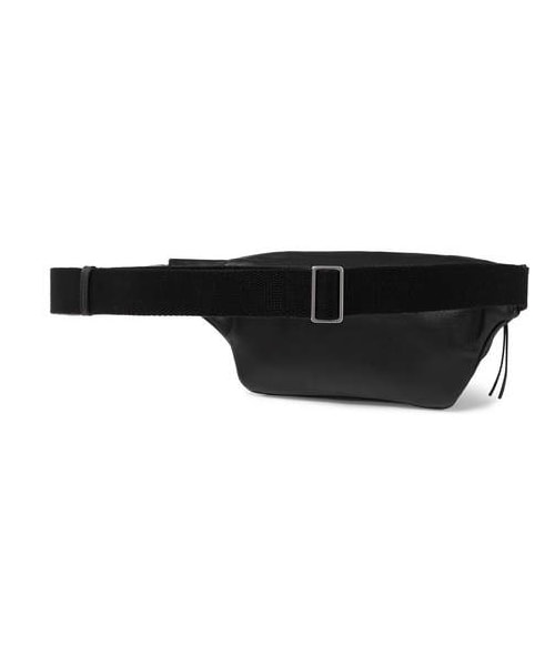 Saint Laurent(サンローラン)の「Saint Laurent Leather Belt Bag(メッセンジャーバッグ・メンズ・Black・One Size)」の3枚目の写真
