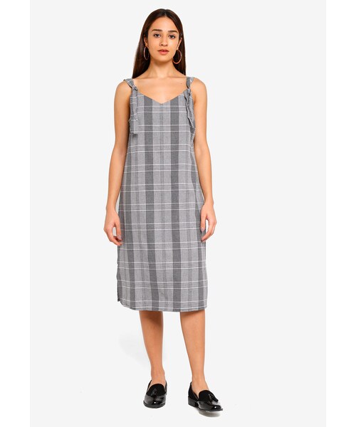 cotton on woven krissy dress Buy Fashion dresses Color:Dusty Blue The Barbie Collection Easily create a modern Krissy Cotton Woven Button