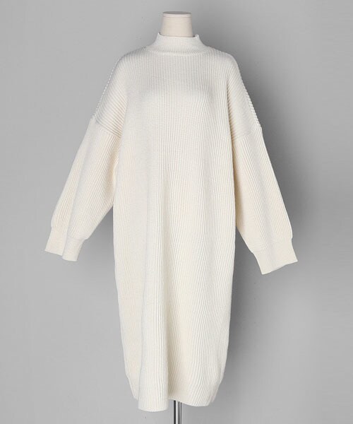 DHOLIC（ディーホリック）の「ハイネックリブニットワンピース（ワンピース・レディース・ブルー/ブラック/オレンジ/ホワイト/ブラウン・FREE）」の2枚目の写真