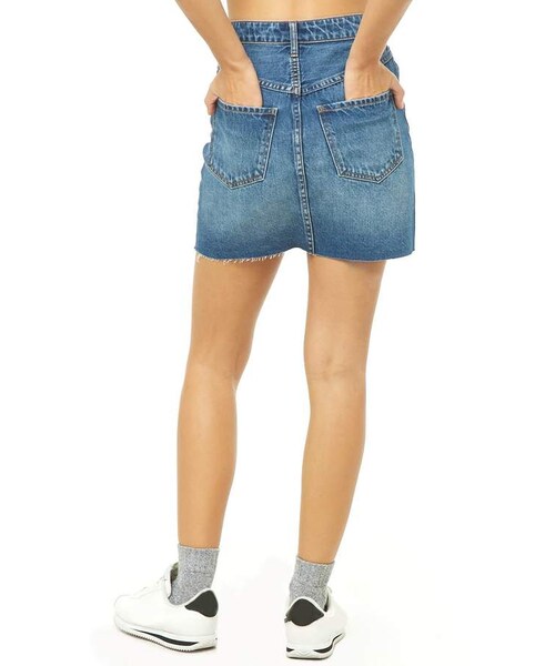 FOREVER 21（フォーエバー トゥエンティーワン）の「Forever 21 Distressed Denim Mini Skirt（スカート・レディース・Blue・Small/Medium/Large）」の3枚目の写真