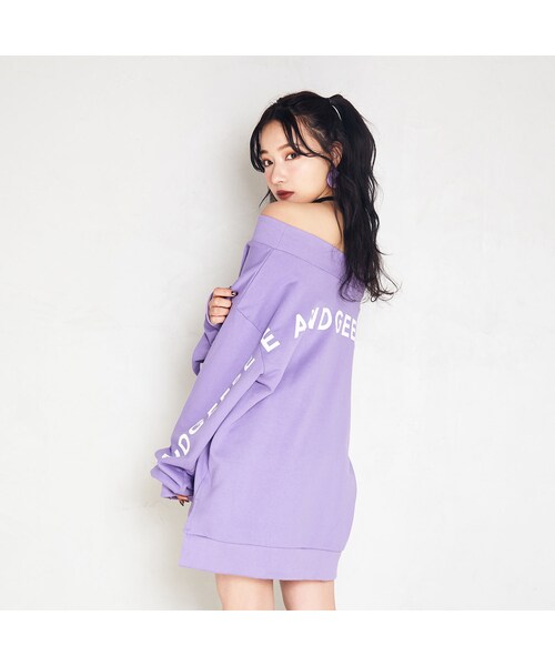 ANDGEEBEE（アンジービー）の「【ANDGEEBEE】フェネックオフショルロゴスウェット　AG184CS19（パーカー・レディース・その他）」の4枚目の写真