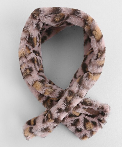 DHOLIC（ディーホリック）の「レオパードファークロスマフラー（マフラー・レディース・ベージュ/ブルー/グリーン/ピンク・FREE）」の4枚目の写真
