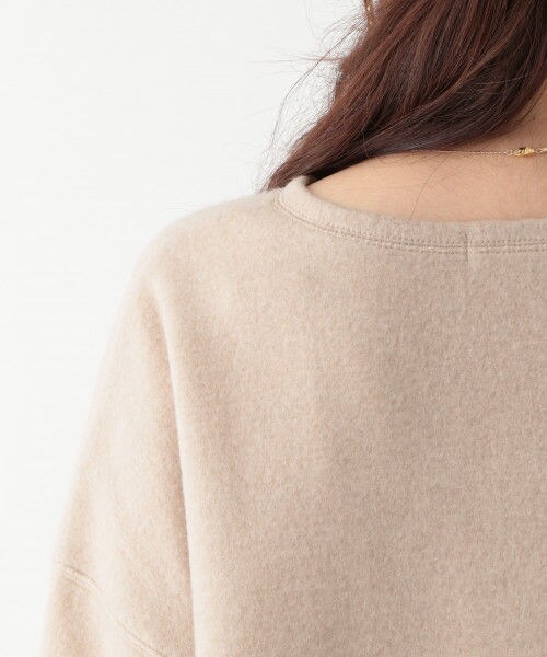 studio CLIP（スタディオクリップ）の「ゆるふわVネックBIGチュニックプルオーバー（ワンピース/ドレス・オフホワイト/ブラック/ベージュ）」の12枚目の写真