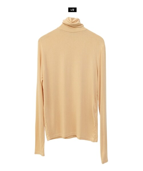 Dailyabout(デイリーアバウト)の「タートルネック無地Tシャツ(Tシャツ/カットソー・レディース・ホワイト/ブルー/イエロー/ピンク/レッド/ブラウン/グリーン/ブラック・FREE)」の6枚目の写真