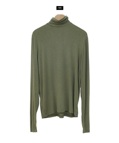 Dailyabout(デイリーアバウト)の「タートルネック無地Tシャツ(Tシャツ/カットソー・レディース・ホワイト/ブルー/イエロー/ピンク/レッド/ブラウン/グリーン/ブラック・FREE)」の4枚目の写真