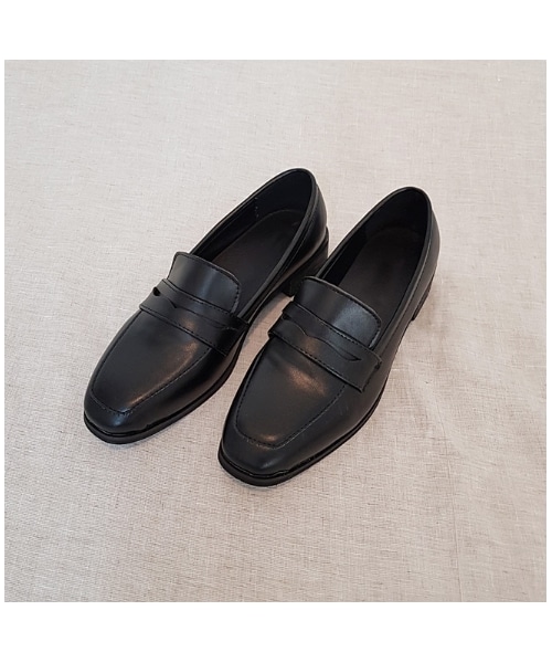 Dailyabout(デイリーアバウト)の「スクエアトゥローファー(ローファー・レディース・ブラック・230-245)」の1枚目の写真