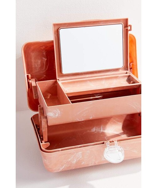 URBAN OUTFITTERS（アーバンアウトフィッターズ）の「Caboodles UO Exclusive OnTheGo Girl Makeup Case（メイクブラシ）」 WEAR