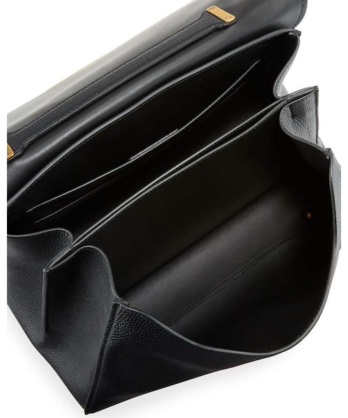 FERRAGAMO(フェラガモ)の「Salvatore Ferragamo Margot Medium Top Handle Bag, Nero(ショルダーバッグ・レディース・Black・One Size)」の3枚目の写真