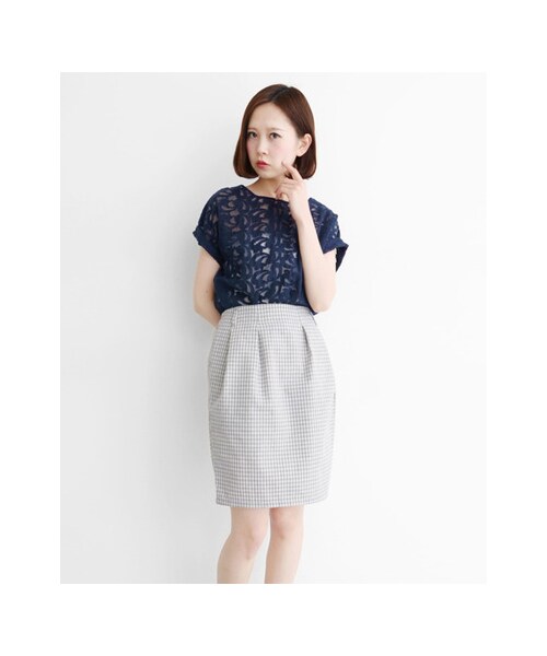 KBF（ケイビーエフ）の「ギンガムチェックスカート（スカート・レディース・ブラック×ホワイト/グレー×ホワイト・one）」の4枚目の写真