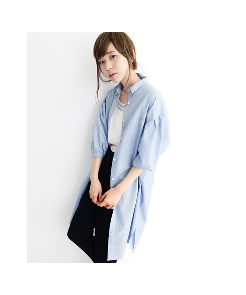 KBF（ケイビーエフ）の「KBF+ 袖ボリュームタックシャツワンピース（ワンピース/ドレス・レディース・ネイビーストライプ/ブルーストライプ/ホワイト・one）」の6枚目の写真