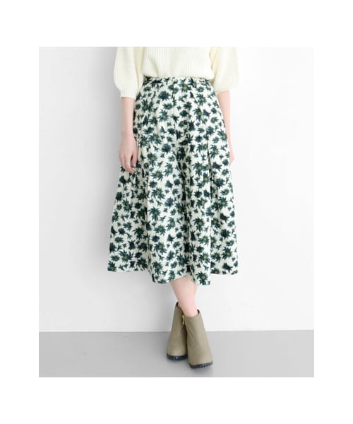 KBF（ケイビーエフ）の「ボタニカルロングキュロット（パンツ・レディース・ネイビー/オフ・36/38）」の5枚目の写真