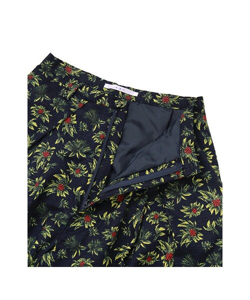 KBF（ケイビーエフ）の「ボタニカルロングキュロット（パンツ・レディース・ネイビー/オフ・36/38）」の9枚目の写真