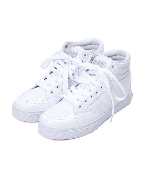 earth music&ecology（アースミュージックアンドエコロジー）の「Visionエナメルスニーカー（スニーカー・レディース・ブラック/ホワイト・22.5cm/23.5cm/23cm/24.5cm/24cm）」の3枚目の写真