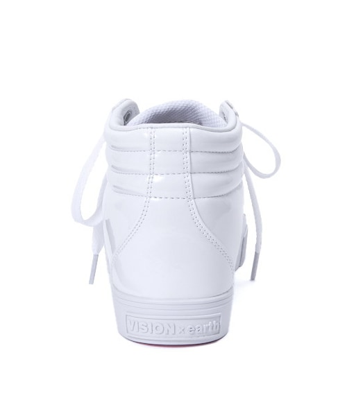 earth music&ecology（アースミュージックアンドエコロジー）の「Visionエナメルスニーカー（スニーカー・レディース・ブラック/ホワイト・22.5cm/23.5cm/23cm/24.5cm/24cm）」の5枚目の写真