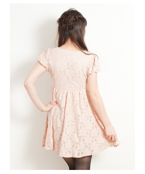 earth music&ecology（アースミュージックアンドエコロジー）の「レースギャザーワンピース（ワンピース・レディース・ピンクベージュ/ブラック/アイボリー・M/S）」の9枚目の写真