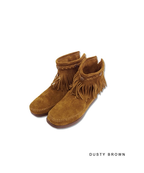 Minnetonka（ミネトンカ）の「【MINNETONKA/ミネトンカ】スタッズデザインジップアップフリンジスエードショートブーツ●メール便不可●（ブーツ・レディース・トープ/ブラック/ブラウン/ダスティブラウン・8(L)/9(LL)/6(S)/7(M)）」の9枚目の写真