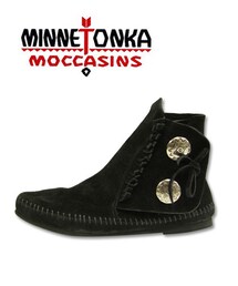 Minnetonka | 【MINNETONKA/ミネトンカ】ダブルボタンスエードショートブーツ●メール便不可●(シューズ)