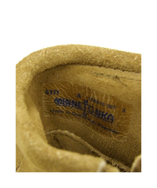 Minnetonka（ミネトンカ）の「【MINNETONKA】コンチョフェザースエードフリンジショートブーツ●メール便不可●（ブーツ・レディース・トープ/ブラック/ブラウン・8(L)/9(LL)/6(S)/7(M)）」の15枚目の写真