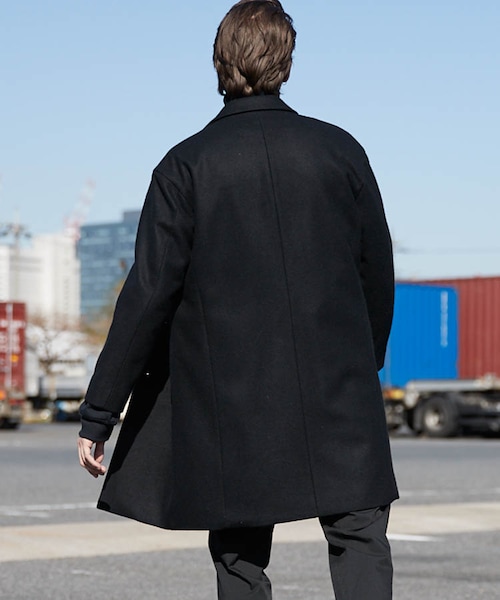 LIDNM（リドム）の「オフショルダーチェスター【ブラック】（チェスターコート・メンズ・ブラック・S.M.L）」の4枚目の写真