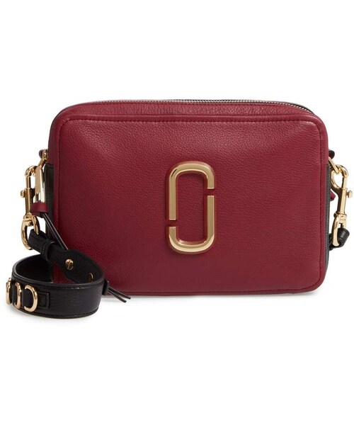 MARC JACOBS（マークジェイコブス）の「MARC JACOBS The Softsoft 27 Crossbody Bag（ショルダーバッグ・レディース・Black/Blue/Brown/Red・One Size）」の4枚目の写真