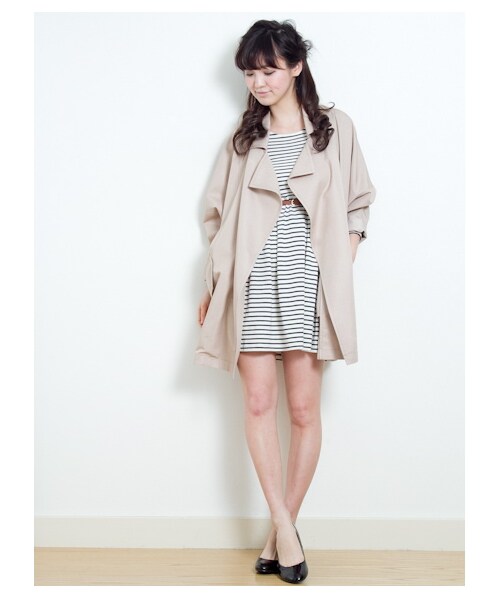 earth music&ecology（アースミュージックアンドエコロジー）の「ニュアンスビッグコート（コート　・レディース・ピンクベージュ/カーキ/ベージュ・L）」の2枚目の写真