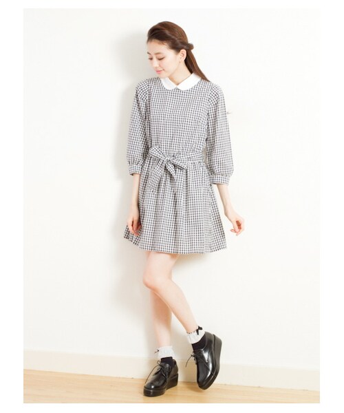 earth music&ecology（アースミュージックアンドエコロジー）の「ギンガムチェックワンピース（ワンピース・レディース・ラベンダー/サックスブルー/ブラック・L/XS）」の4枚目の写真