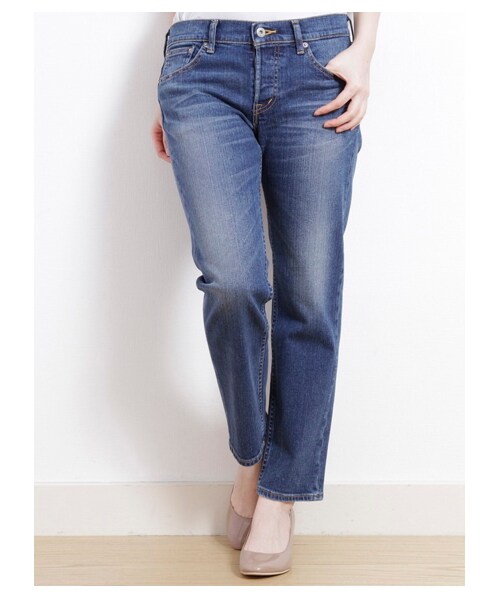 earth music&ecology（アースミュージックアンドエコロジー）の「MadeinJapanデニムパンツ（パンツ・レディース・ライトインディゴ/ダークインディゴ・S/M/L）」の3枚目の写真