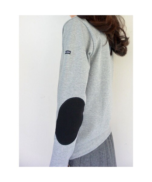 SAINT JAMES（セントジェームス）の「限定ITEM】SAINT JAMES セントジェームス OUESSANT SOLID ウエッソン エルボーパッチ付き 【正規取り扱い品】（Tシャツ/カットソー・メンズ・その他）」の9枚目の写真