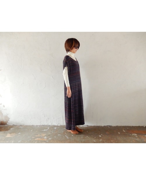 takuroh shirafuji(タクロウシラフジ)の「takuroh shirafuji No Sleeve Wool Dress (Purple)(ワンピース・レディース・その他)」の5枚目の写真