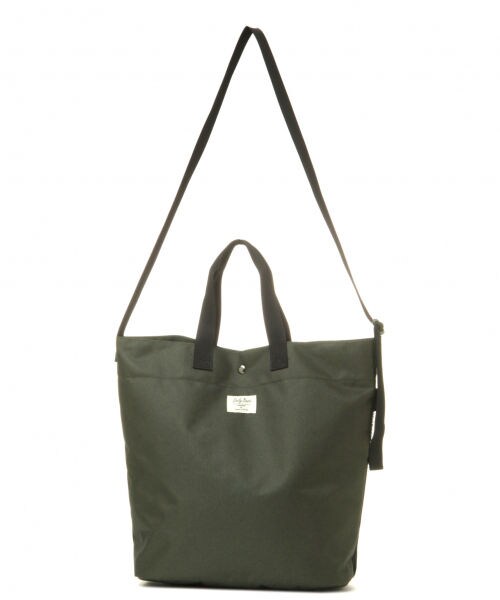 studio CLIP（スタディオクリップ）の「《CORDURA》2WAYWフェイストートバッグ[WEB先行予約]（バッグ・ブラック/レッド/キャメル/カーキ(WEB限定)）」の4枚目の写真