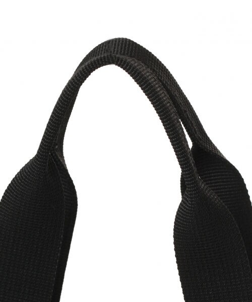 studio CLIP（スタディオクリップ）の「《CORDURA》2WAYWフェイストートバッグ[WEB先行予約]（バッグ・ブラック/レッド/キャメル/カーキ(WEB限定)）」の8枚目の写真