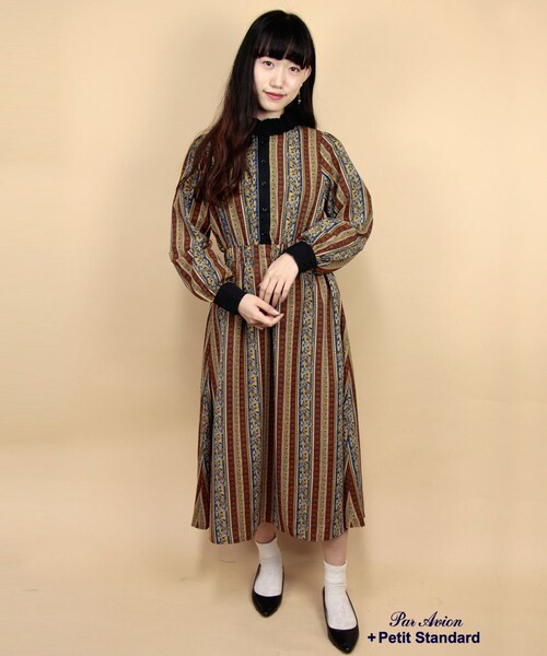 paravion（パラビオン）の「フラワーストライプワンピース�（ワンピース/ドレス・レディース・グリーン/ワイン/イエロー・ONE）」の2枚目の写真