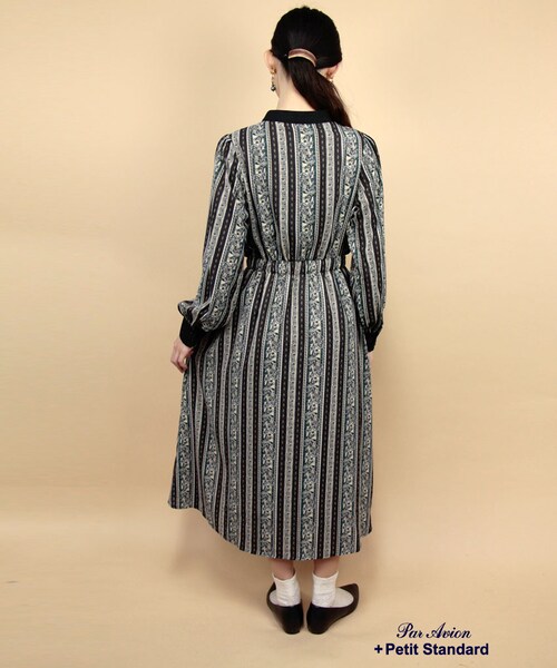 paravion（パラビオン）の「フラワーストライプワンピース�（ワンピース/ドレス・レディース・グリーン/ワイン/イエロー・ONE）」の5枚目の写真