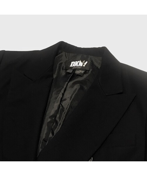 DKNY（ディーケーエヌワイ）の「90's　"DKNY"　テーラードジャケット（テーラードジャケット・レディース・その他）」の3枚目の写真