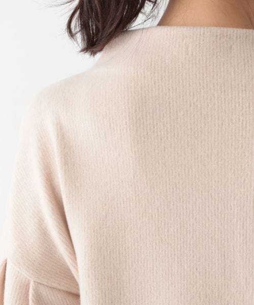 studio CLIP（スタディオクリップ）の「起毛ボートネック袖タックプルオーバー（トップス・グレー/ライトピンク/ブラウン/ネイビー）」の13枚目の写真