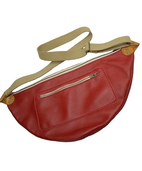 Handmade（ハンドメイド）の「レザー ショルダーバッグ 三日月型 斜め