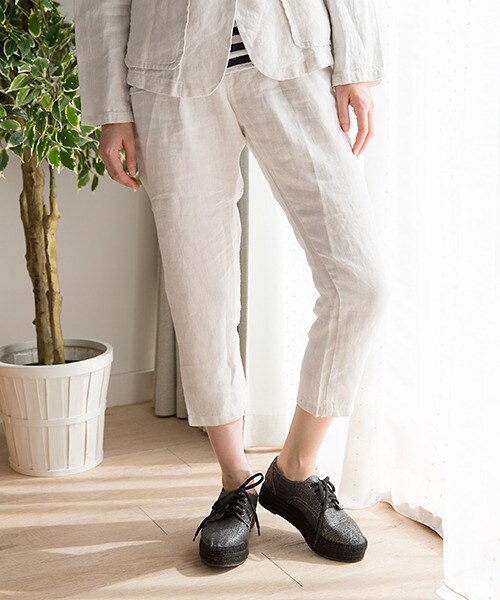 LEPSIM(レプシィム)の「フレンチリネンタックパンツ(パンツ・レディース・グレー/ネイビー/ブルー/オフ・L/M)」の1枚目の写真
