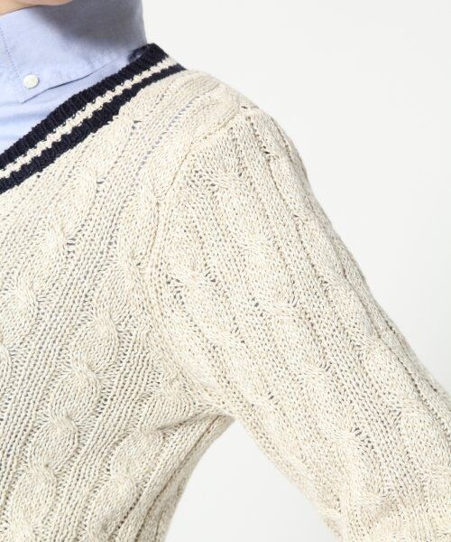 A part by(アパートバイ)の「3GCLケーブルラインVネック8分袖(トップス・レディース・ブラック/ホワイト/ナチュラル・L/M)」の8枚目の写真