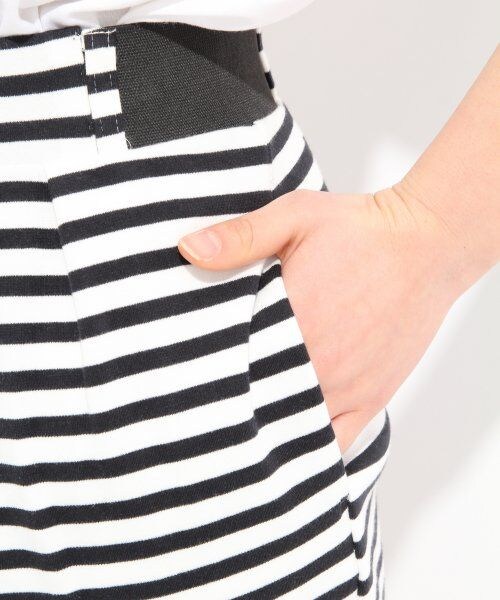 LOWRYS FARM（ローリーズファーム）の「ボーダーコクーンスカート２（スカート・レディース・オフ・Ｌ/Ｍ）」の6枚目の写真