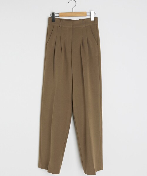 DHOLIC（ディーホリック）の「裏起毛ツータックワイドパンツ（その他パンツ・レディース・ブラック/ホワイト/ベージュ・S/M/L）」の3枚目の写真