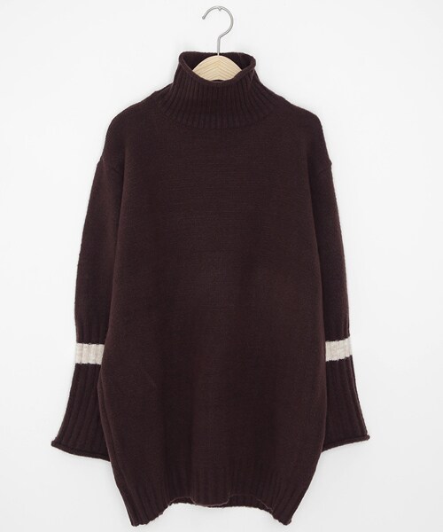 DHOLIC（ディーホリック）の「ロールハイネック配色ラインニット（ニット/セーター・レディース・ベージュ/ブラック/グリーン/ブラウン/ピンク・FREE）」の3枚目の写真