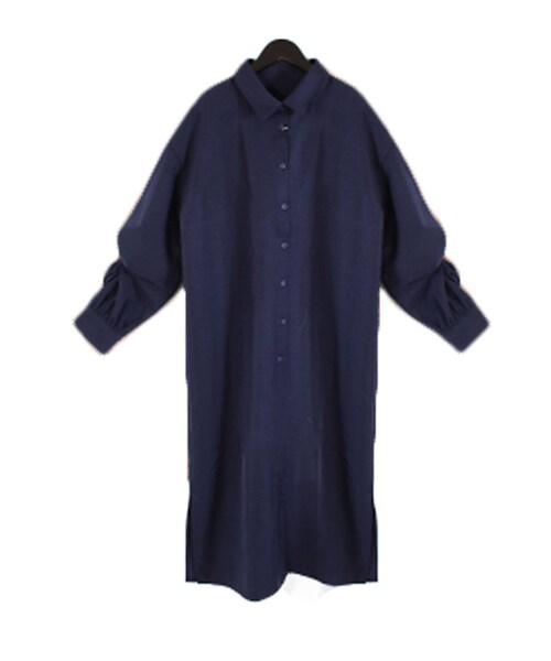 STYLEBLOCK（スタイルブロック）の「ツイストスリーブワンピース（ワンピース・レディース・ホワイト/ライトベージュ/オレンジ/ネイビー/ブラック・M）」の4枚目の写真