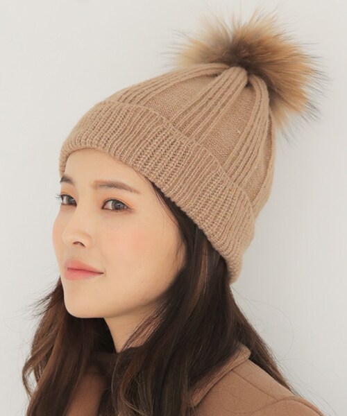 DHOLIC（ディーホリック）の「ポンポン付スカラップリブニット帽（ニットキャップ/ビーニー・レディース・ブラウン/ブラック/ベージュ/ピンク/ブルー・FREE）」の3枚目の写真