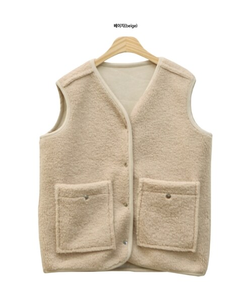 Dailyabout（デイリーアバウト）の「ボアスナップボタンベスト（ベスト・レディース・その他/ホワイト/ベージュ・FREE）」の3枚目の写真