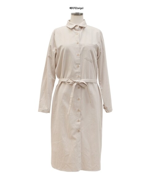 Dailyabout（デイリーアバウト）の「ウエストリボンスリットヘムシャツワンピース（シャツワンピース・レディース・ホワイト/ベージュ/ブラウン・FREE）」の3枚目の写真