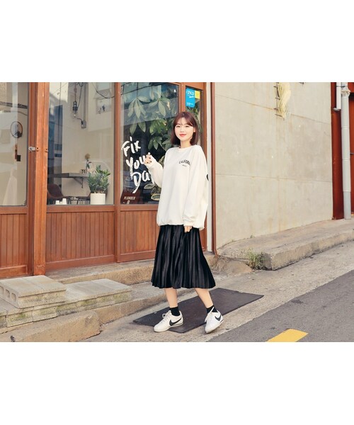 HOTPING（ホッピン）の「ウエストゴムベロアプリーツスカート（スカート・レディース・Beige/Grey/Other/Black・フリーサイズ）」の2枚目の写真