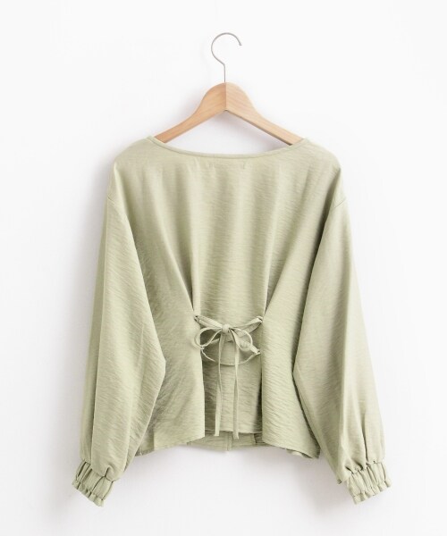 MAJESTIC LEGON（マジェスティックレゴン）の「【予約商品】スクエアネックボタンブラウス（トップス・レディース・L/グリーン/アイボリー/ブルー・S/M）」の4枚目の写真