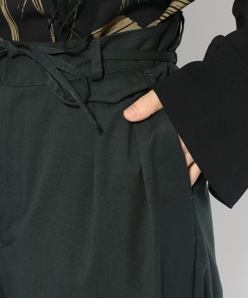 Toironier（トワロニエ）の「Toironier/トワロニエ/TROUSERS/ﾄﾗｳｻﾞｰｽﾞ（パンツ・メンズ・BLACK/BEIGE/GREEN・F）」の6枚目の写真