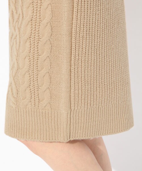 Heather（ヘザー）の「ケーブルニットワンピ－ス（ワンピース/ドレス・ホワイト/ベージュ/ネイビー）」の12枚目の写真